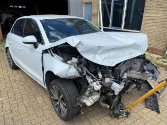 Audi A1 A1 Sportback (8XA/8XF), Hatchback 5-drs, 2011 / 2018 1.6 TDI 16V picture 7