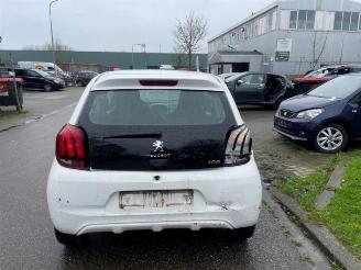 Peugeot 108 108, Hatchback, 2014 1.0 12V picture 4