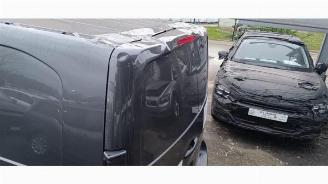 Peugeot Expert Expert (V1/VA/VB/VE/VF/VT/VY), Van, 2016 2.0 Blue HDi 150 16V picture 3