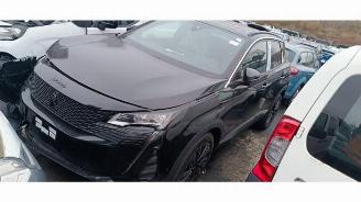 Coche siniestrado Peugeot 3008 5008 II (M4/MC/MJ/MR), MPV, 2016 / 2024 1.2 12V e-THP PureTech 130 2024/1