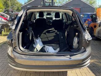 Ford Focus Focus 4 Wagon, Combi, 2018 / 2025 1.0 Ti-VCT EcoBoost 12V 125 picture 4