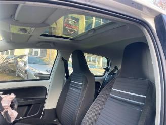 Volkswagen Up! Up! (121), Hatchback, 2011 1.0 12V 75 picture 13