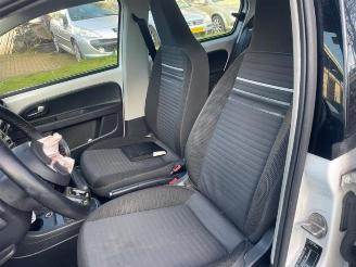 Volkswagen Up! Up! (121), Hatchback, 2011 1.0 12V 75 picture 14