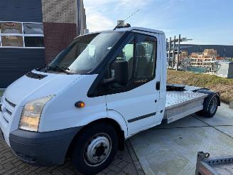 uszkodzony samochody osobowe Ford Transit TREKKER CC 350M 2.2 TDCI Ambiente DC 2012/1