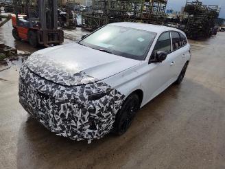 Uttjänta bilar auto Peugeot 308 308 SW (F4/FC/FN/FR), Combi 5-drs, 2021 1.2 PureTech Hybrid 136 2024/1