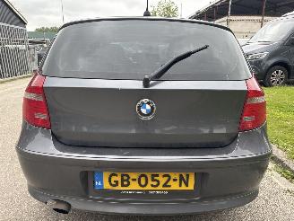 BMW 1-serie 118i picture 5