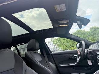 BMW 3-serie 320e M SPORT NAP PANO picture 19