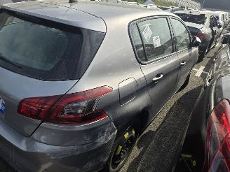 Peugeot 308  picture 8
