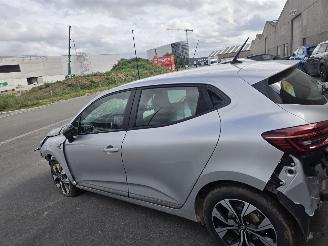 Renault Clio  picture 11