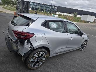 Renault Clio  picture 9