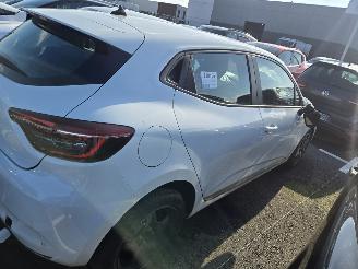 Renault Clio TCE90 picture 5