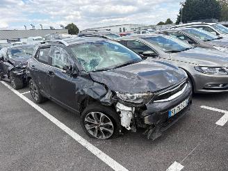 begagnad bil aanhanger Kia Stonic  2019/7