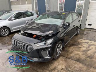 rozbiórka samochody osobowe Hyundai Ioniq Ioniq, Liftback, 2016 / 2022 1.6 GDI 16V Hybrid 2017/10