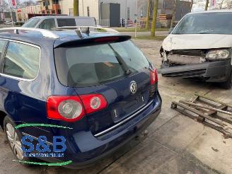 Volkswagen Passat Passat Variant (3C5), Combi, 2005 / 2010 1.9 TDI picture 16