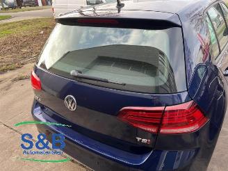 Volkswagen Golf  picture 3