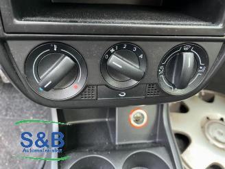 Volkswagen Fox Fox (5Z), Hatchback, 2005 / 2012 1.2 picture 13