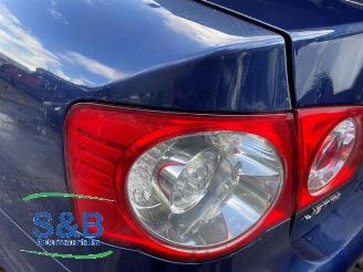 Volkswagen Jetta Jetta III (1K2), Sedan, 2005 / 2010 1.6 FSI 16V picture 34