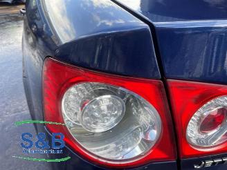 Volkswagen Jetta Jetta III (1K2), Sedan, 2005 / 2010 1.6 FSI 16V picture 33