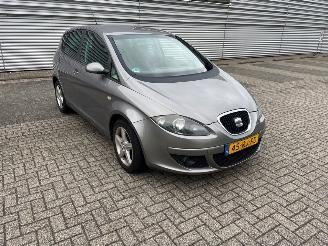 Schadeauto Seat Altea 1.6 MPV  Benzine 1.598cc 75kW (102pk) FWD 2005/4