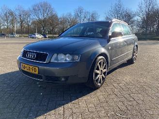 Schadeauto Audi A4 2.0 20V Combi/o  Benzine 1,984cc 96kW (131pk) FWD 2003/1