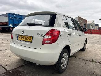 Skoda Fabia 1.2i Hatchback 4Dr Benzine 1.198cc 44kW (60pk) FWD 2009-03/2011-10  CHFA picture 2