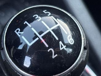 Volkswagen Jetta 1.6 FSI 16V Sedan 4Dr Benzine 1.598cc 85kW (116pk) FWD 2005-09/2008-06 (1K2) BLF; EURO4 picture 24