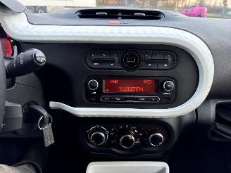 Renault Twingo 1.0 SCe 70 12V Hatchback 4Dr Benzine 999cc 52kW (71pk) RWD 2014-09 (AHB0; AHB1; AHB3; AHB4; AH0BE2M7) H4D400; H4DA4 picture 25