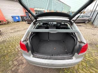 Audi A3 1.6 Hatchback 2Dr Benzine 1.595cc 75kW (102pk) FWD 2005-06/2012-09 (8P1) BSE picture 12