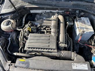 Volkswagen Golf 1.2 TSI 16V Hatchback  Benzine 1.197cc 77kW (105pk) FWD 2012-11/2017-03  CJZA picture 24