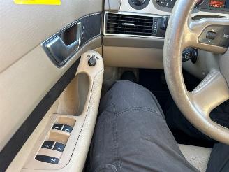 Audi A6 2.4 V6 24V Sedan 4Dr Benzine 2,393cc 130kW (177pk) FWD 2004-05/2008-10 (4F2) BDW picture 31