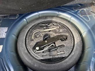 Volkswagen Golf 1.4 TSI 122 16V Hatchback  Benzine 1.390cc 90kW (122pk) FWD 2008-10/2012-11  CAXA picture 24