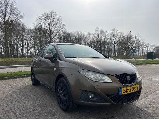 Seat Ibiza 1.2 TSI Hatchback 4Dr Benzine 1,197cc 77kW (105pk) FWD 2010-09/2012-03 (6J5) CBZB picture 2