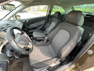 Seat Ibiza 1.2 TSI Hatchback 4Dr Benzine 1,197cc 77kW (105pk) FWD 2010-09/2012-03 (6J5) CBZB picture 24