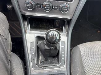 Volkswagen Golf 1.2 TSI 16V Hatchback  Benzine 1.197cc 63kW (86pk) FWD 2012-08/2017-03  CJZB picture 19