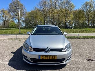 Schadeauto Volkswagen Golf 1.2 TSI BlueMotion 16V Combi/o  Benzine 1.197cc 77kW (105pk) FWD 2013-04/2020-08  CJZA 2014/5