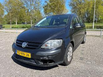 Volkswagen Golf 1.6 FSI 16V MPV  Benzine 1.598cc 85kW (116pk) FWD 2004-12/2008-05 (5M1) BLF; EURO4 picture 3
