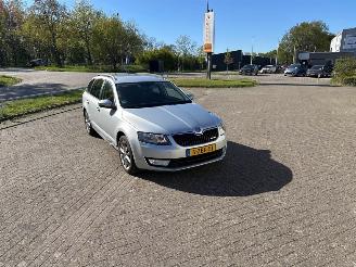 Unfallwagen Skoda Octavia  2014/12
