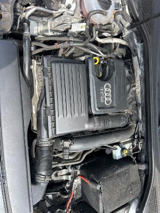 Audi A3 1.4 TFSI ACT 16V Hatchback 4Dr Benzine 1.395cc 103kW (140pk) FWD 2013-03/2014-04 (8VA; 8VF) CPTA picture 19