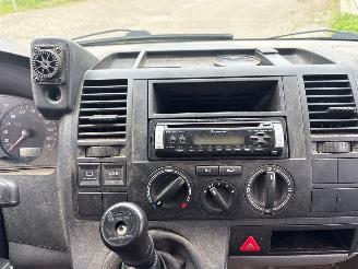 Volkswagen Transporter 2.5 TDi Bestel  Diesel 2.460cc 96kW (131pk) FWD 2003-04/2009-11 (7HA; 7HH; 7HZ) AXD; BNZ picture 16