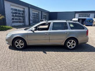 Skoda Octavia 1.6 TDI Greenline Combi/o 4Dr Diesel 1.598cc 77kW (105pk) FWD 2009-06/2013-04 (1Z5) CAYC picture 2