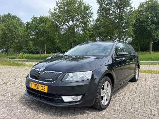 Unfallwagen Skoda Octavia 1.6 TDI Greenline 16V Combi/o 4Dr Diesel 1.598cc 81kW (110pk) FWD 2013-05/2020-07  CRKB 2014/3