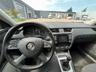 Skoda Octavia 1.6 TDI Greenline 16V Combi/o 4Dr Diesel 1.598cc 81kW (110pk) FWD 2013-05/2020-07  CRKB picture 22