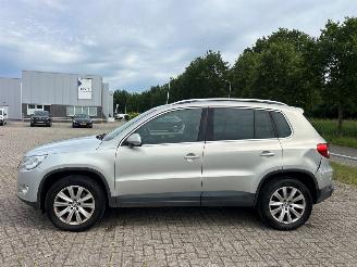 Volkswagen Tiguan 1.4 TSI 16V SUV  Benzine 1.390cc 110kW (150pk) FWD 2008-03/2011-05 (5N1) CAVA picture 2
