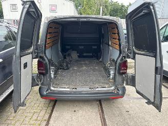 Volkswagen Transporter 2.0 TDI DRF Bestel  Diesel 1,968cc 75kW (102pk) FWD 2015-04/2019-12  CXGB picture 14