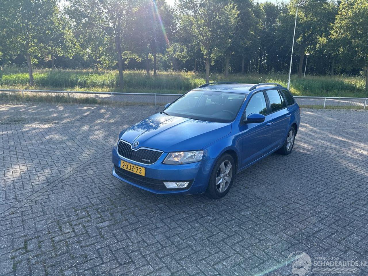 Skoda Octavia 1.6 TDI Greenline 16V Combi/o 4Dr Diesel 1.598cc 81kW (110pk) FWD 2013-05/2020-07  CRKB
