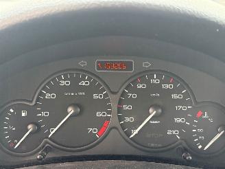 Peugeot 206 1.4 XR,XS,XT,Gentry Hatchback  Benzine 1.360cc 55kW (75pk) FWD 2005-04/2012-12 (2CKFW; 2AKFW) TU3A; KFW picture 5