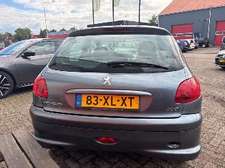 Peugeot 206 1.4 XR,XS,XT,Gentry Hatchback  Benzine 1.360cc 55kW (75pk) FWD 2005-04/2012-12 (2CKFW; 2AKFW) TU3A; KFW picture 7