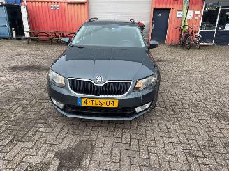 Skoda Octavia 1.2 TSI 16V Combi/o 4Dr Benzine 1.197cc 77kW (105pk) FWD 2012-11/2020-07  CJZA picture 6