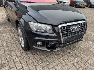 Audi Q5 2.0 TFSI 16V Quattro SUV  Benzine 1 984cc 155kW (211pk) 4x4 2008-11/2012-09 (8RB) CDNC picture 4