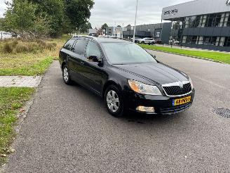 Skoda Octavia 1.2 TSI Combi/o 4Dr Benzine 1.197cc 77kW (105pk) FWD 2010-02/2013-04 (1Z5) CBZB picture 3